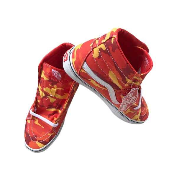***SOLD!***NWT Vans Sk8-Hi Orange camo shoes 6 7.5 - Picture 2 of 9